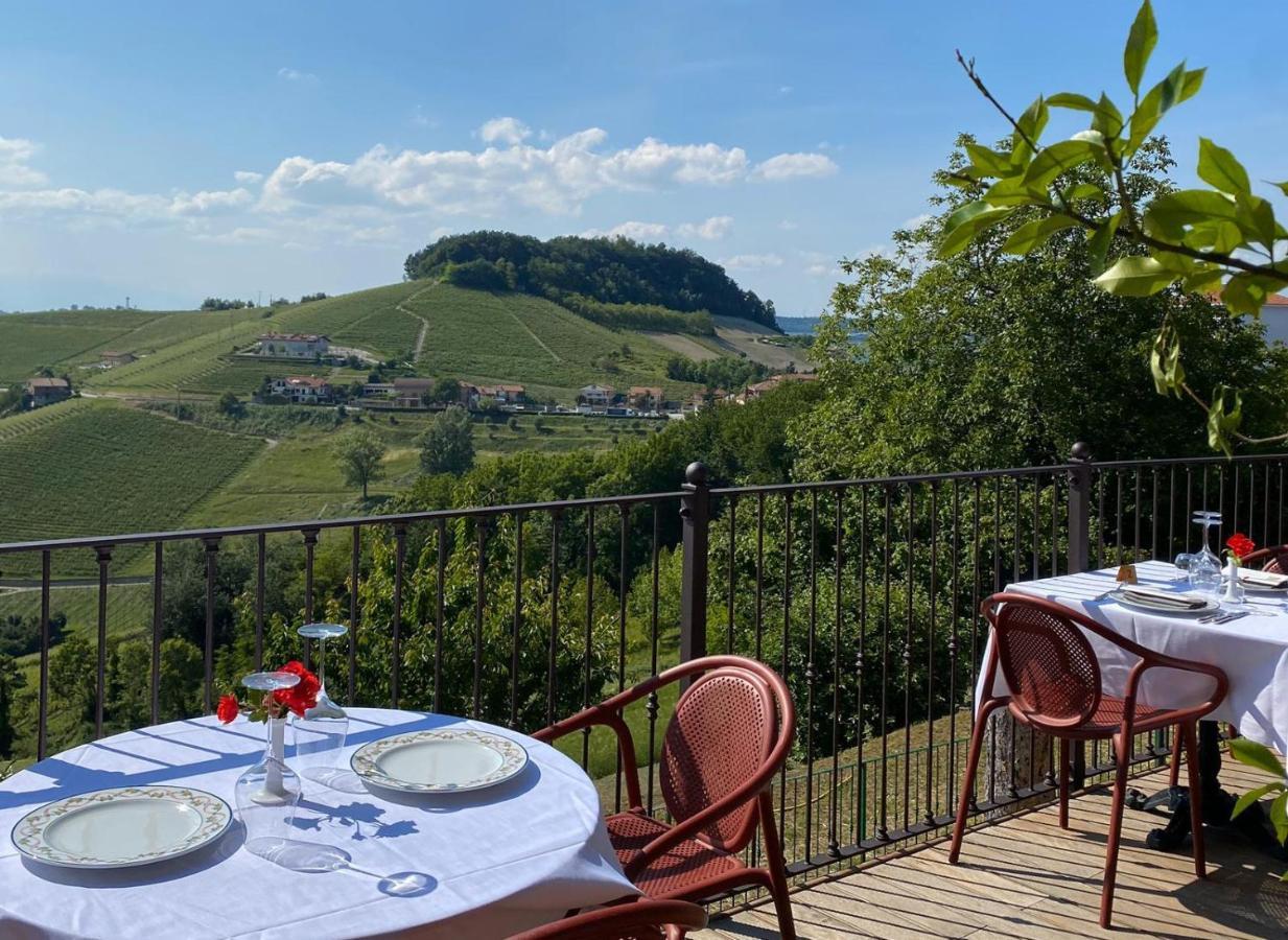 Felicin - Ristorante Albergo "Dimora Storica" Monforte dʼAlba Dış mekan fotoğraf