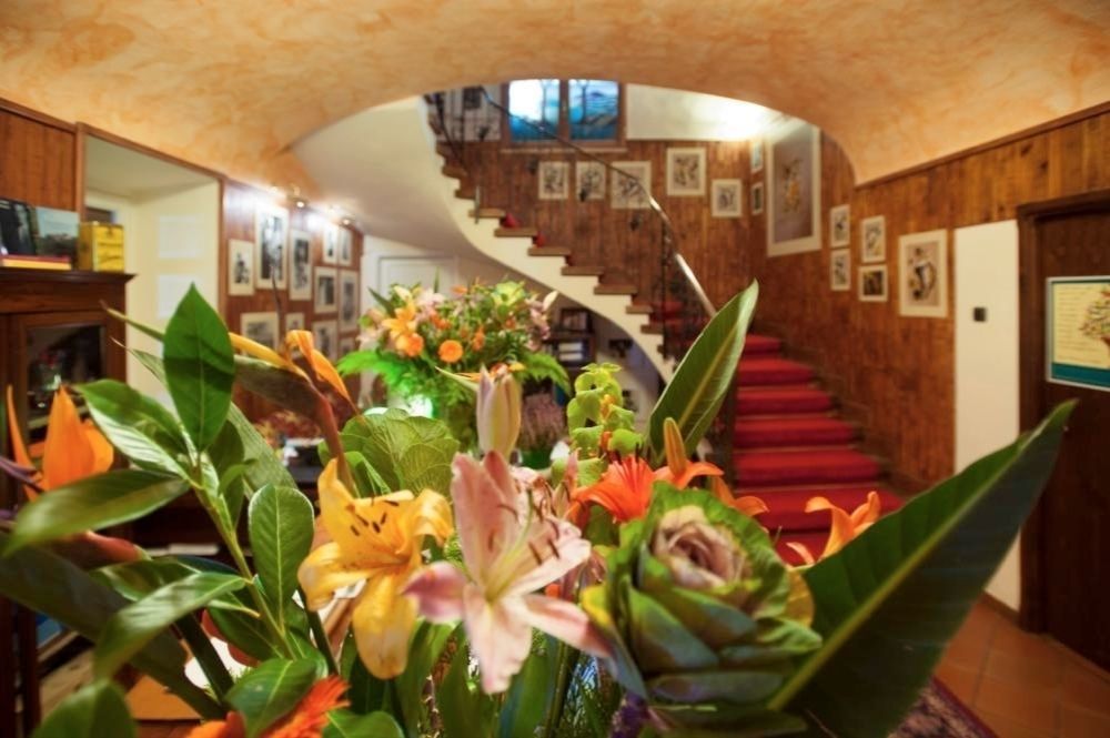 Felicin - Ristorante Albergo "Dimora Storica" Monforte dʼAlba Dış mekan fotoğraf