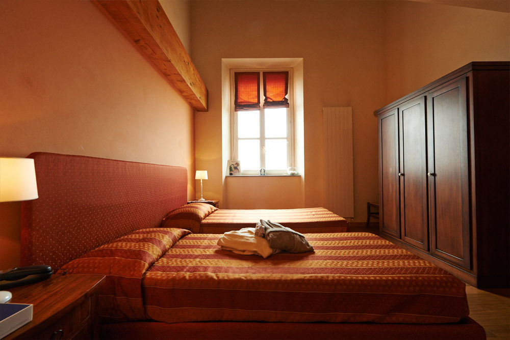 Felicin - Ristorante Albergo "Dimora Storica" Monforte dʼAlba Dış mekan fotoğraf
