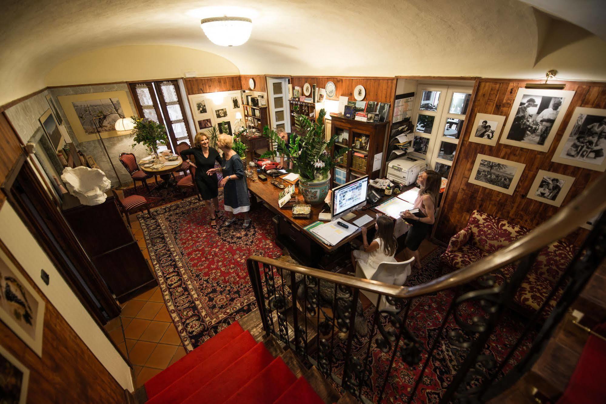 Felicin - Ristorante Albergo "Dimora Storica" Monforte dʼAlba Dış mekan fotoğraf