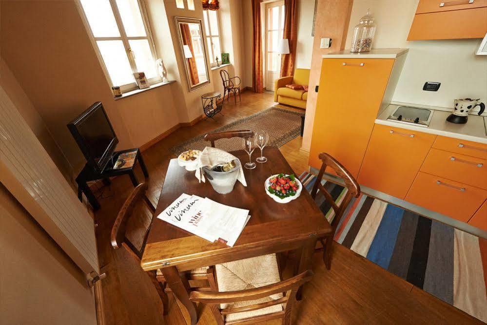 Felicin - Ristorante Albergo "Dimora Storica" Monforte dʼAlba Dış mekan fotoğraf