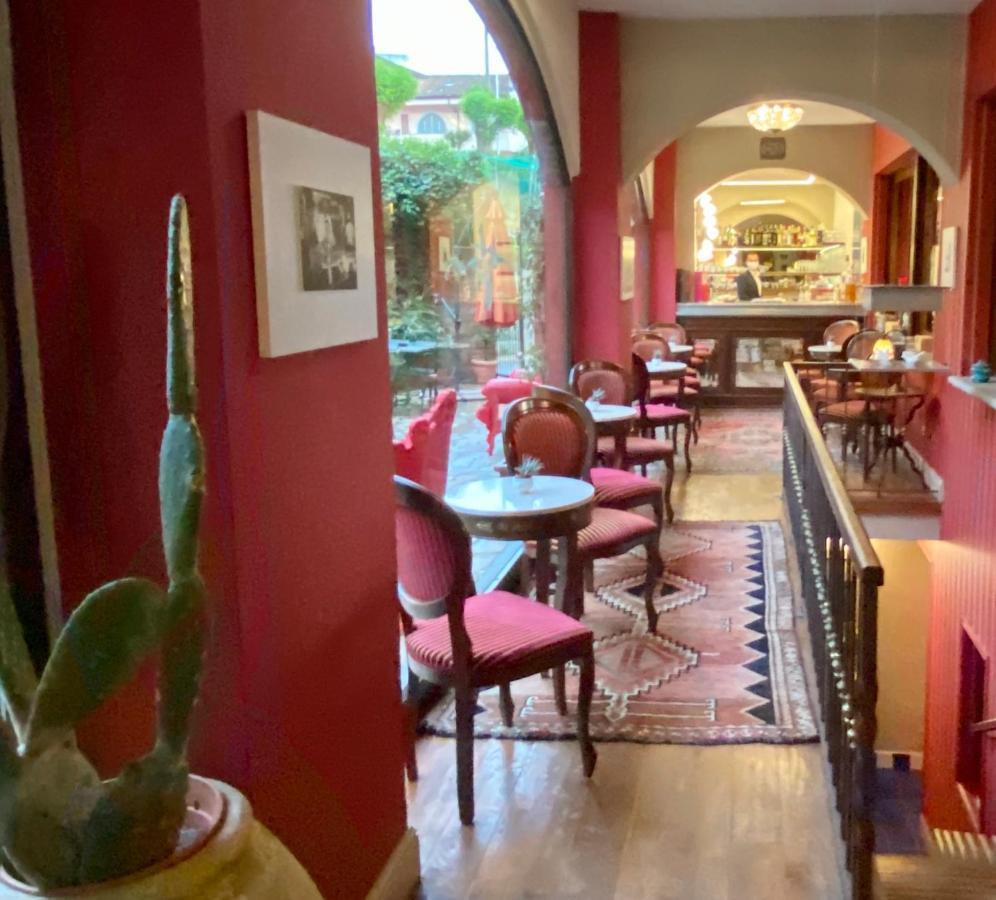 Felicin - Ristorante Albergo "Dimora Storica" Monforte dʼAlba Dış mekan fotoğraf